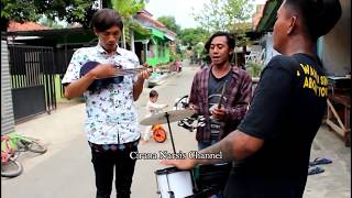 Download Lagu Keramat Versi Trio Wok Wok MP3 Keramat Versi Trio Wok Wok