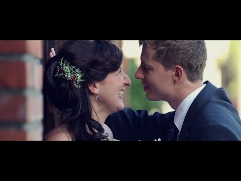 Video: Svatební šaty Ve Stylu „Chicaga“