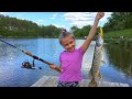 ВЛОГ Ярослава поймала щуку | Рыбалка для детей | Tiki Taki Kids