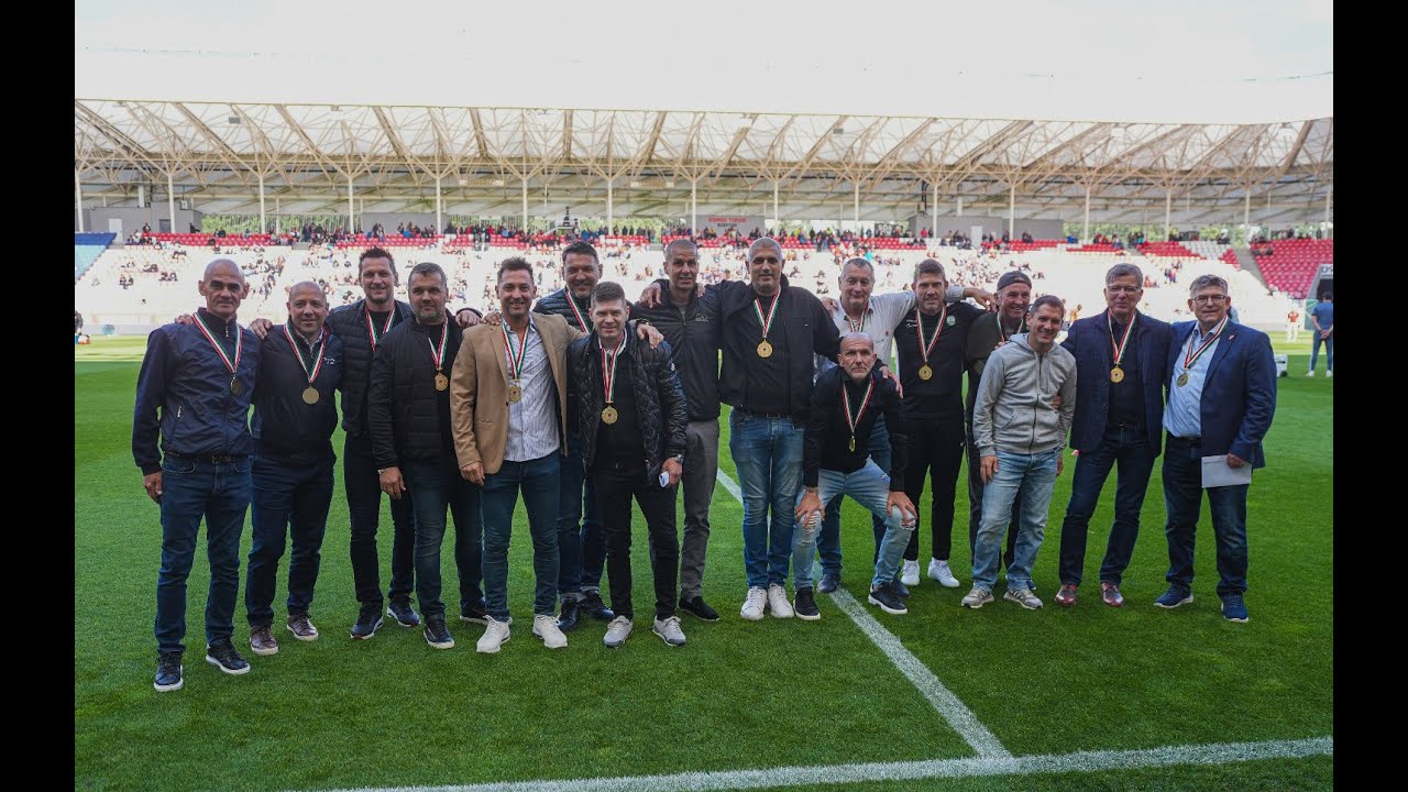 A DVSC első bajnoki címe - hőseinket köszöntöttük!👏