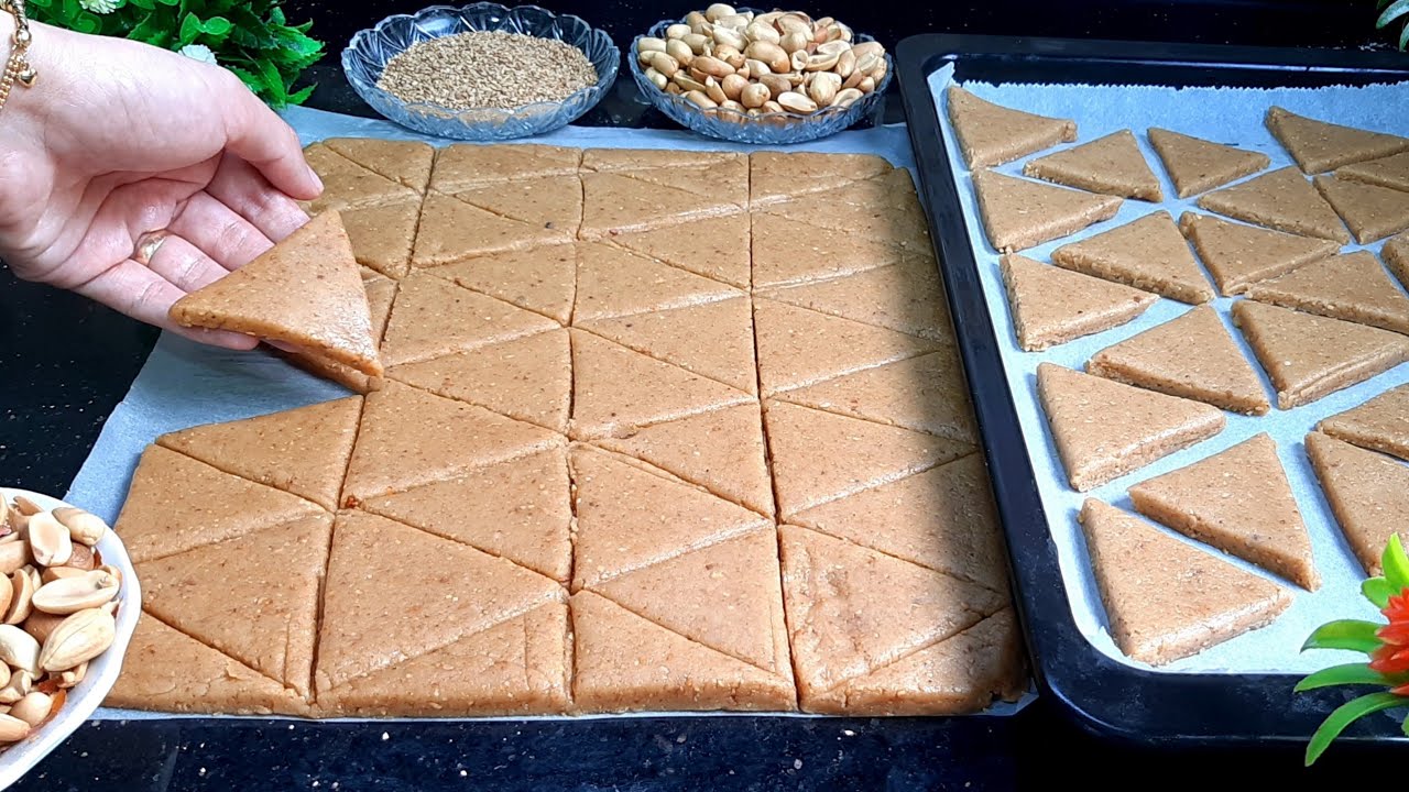 حلوة كتحمق باللذة وهشاشة متشبعوش منها ❗ببيضة واحدة بدون زيت ولاطابع كذوب في اليد قبل الفم👌حلوة/صابلي