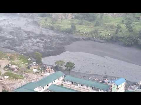 Népal : évacuations après une crue éclair de la Budhi Gandaki due à un glissement de terrain
