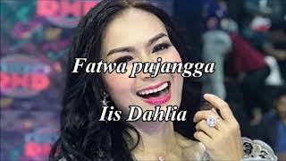 Fatwa pujangga by Iis Dahlia
