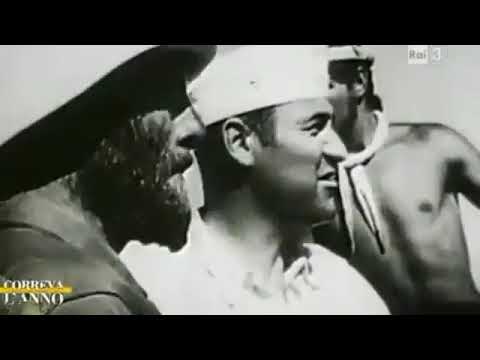 Video: Quando la Marina ha adottato onore, coraggio e impegno?
