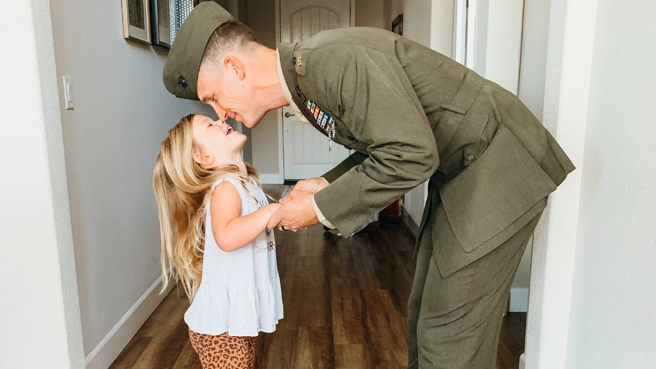 Marine Dad Sets Up Ring Camera For Wholesome Chats With Daughter While
