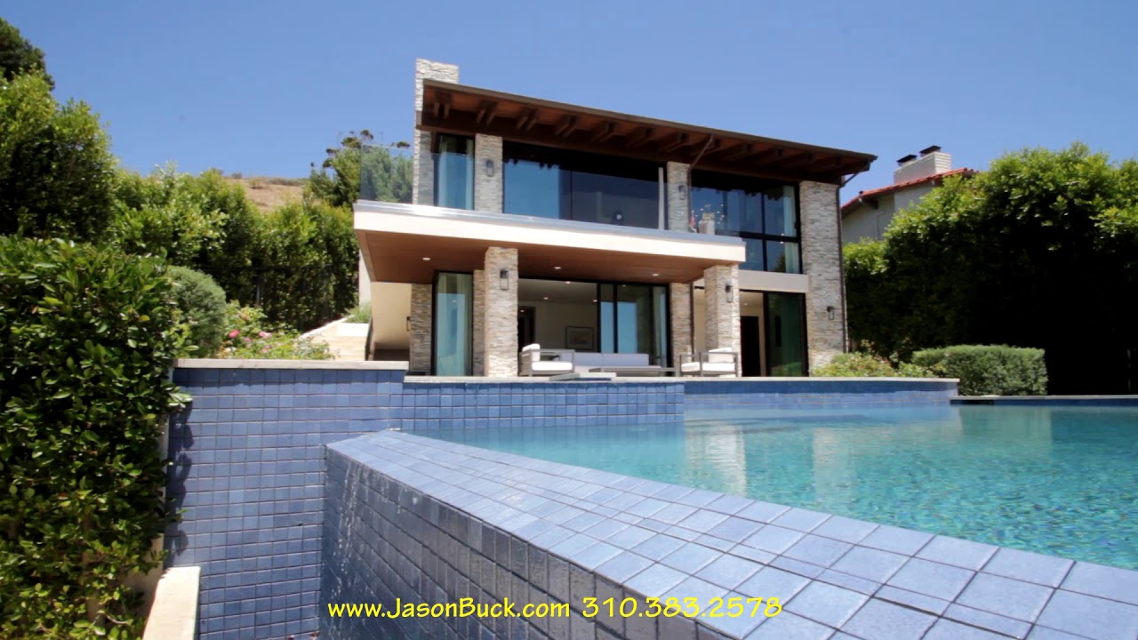 Modern Home with Ocean View for Sale in Palos Verdes Estates