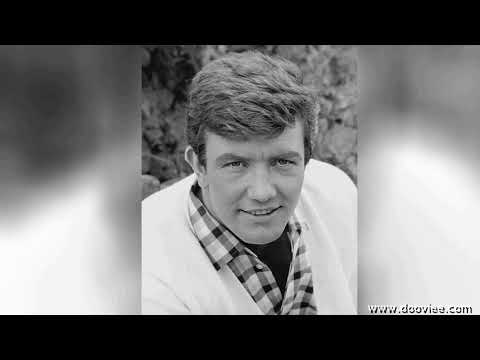 Video: Albert Finney Neto