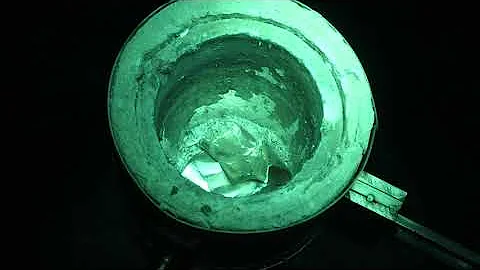 solar metal smelting