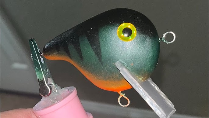 How to apply 2-part epoxy clear coat - Custom Lures 