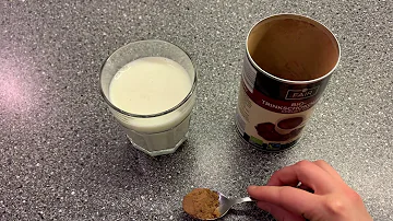 Kann man Kakaopulver mit Milch trinken?