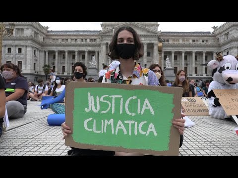 Protestas ecologistas en Argentina y El Salvador por el Día Mundial del Agua | AFP