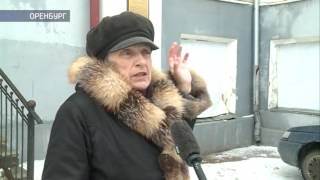 Памятник истории превращается в руины