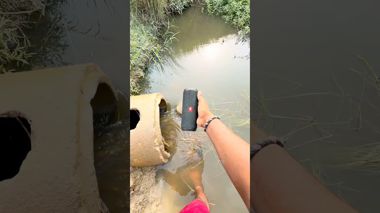 Speaker water 💦 test Flip2 JBL bass daliy video crazy