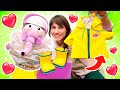 Kurye Fil Necati Ümit'in mağazasından yağmurluk ve çizme alıyor! Çocuk videoları