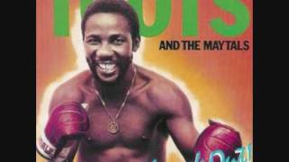 Toots & The Maytals - Beautiful Woman chords