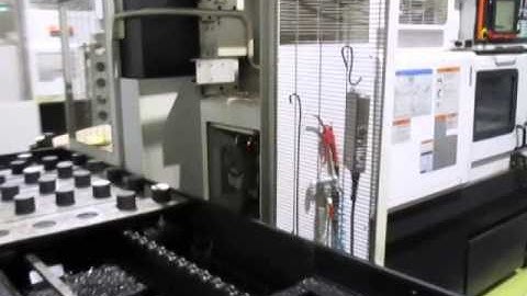 Mazak multiplex 6200 + robot (A07 8405)