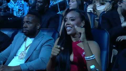 Katy Perry – “Dark Horse”/ “ET”/ “I Kissed A Girl” / “I’m His, He’s Mine” ft. Doechii & More | VMAs