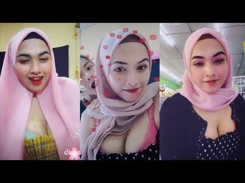 (TIKTOK)Begini jadinya kalo cewek hijab lagi pengen uwu uwu sampe remas2 susu🤣🤣😅 tiktok jilbab semok