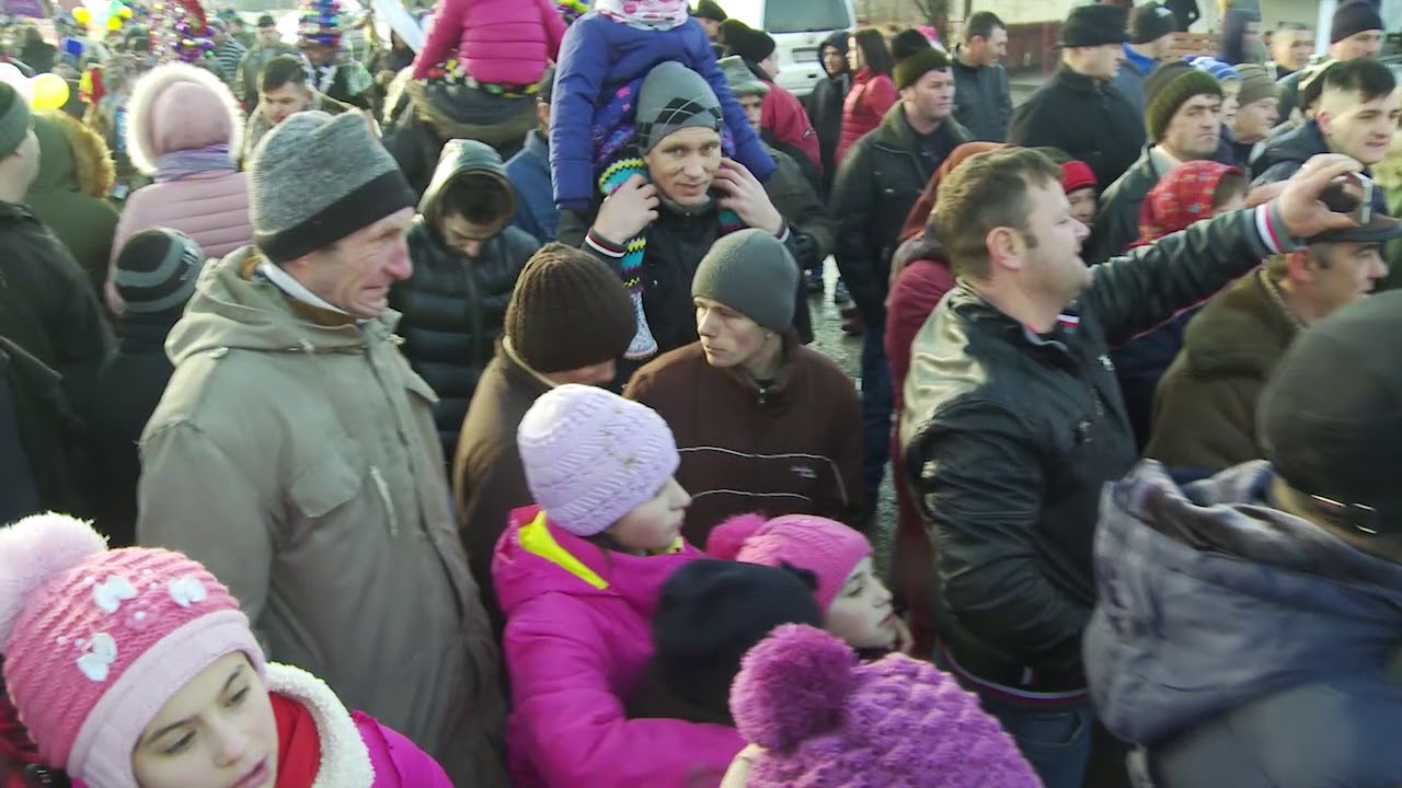 Traditii la Trifesti, Iasi - 31 Dec. 2017  ep  3
