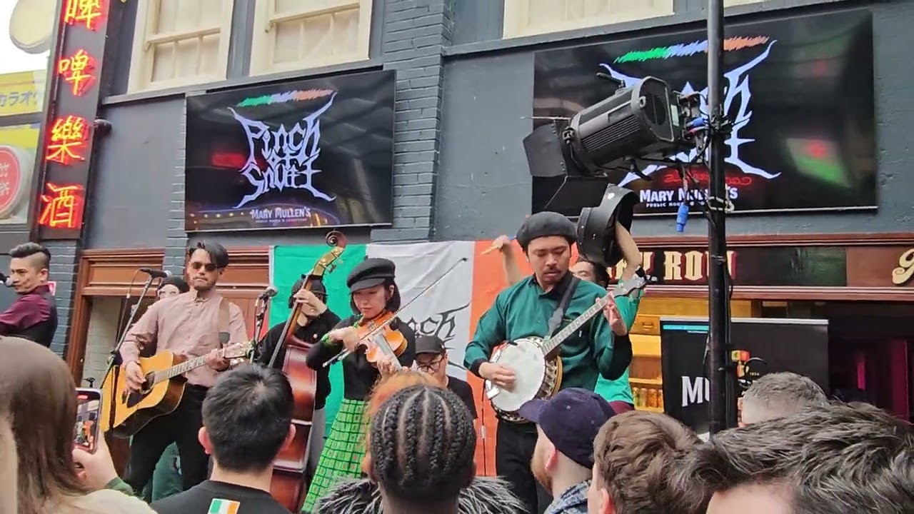 Pinch of Snuff Mary Mullen's Bar St. Patrick's Day 2025