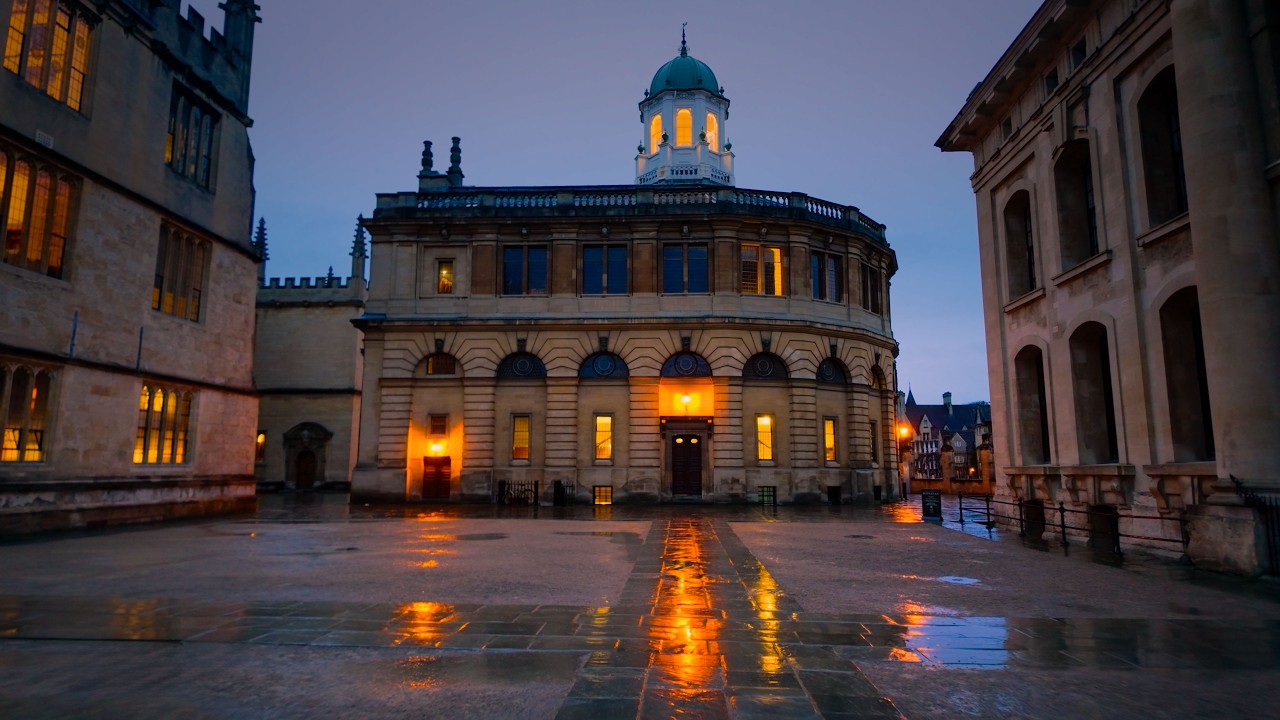 Walking in the Rain | Oxford, England 4K