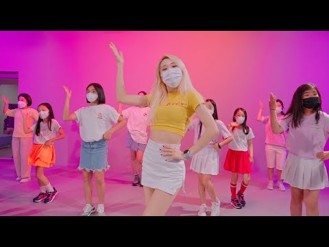 [JUNIOR K-POP] 브레이브걸스 (Brave Girls) - 치맛바람 ' Chi Mat Ba Ram ' 안무 COVER | 키즈 주니어 댄스커버