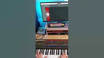 Underworld - Born Slippy (Nuxx) on a Roland Juno 106 #underworld #roland #shorts