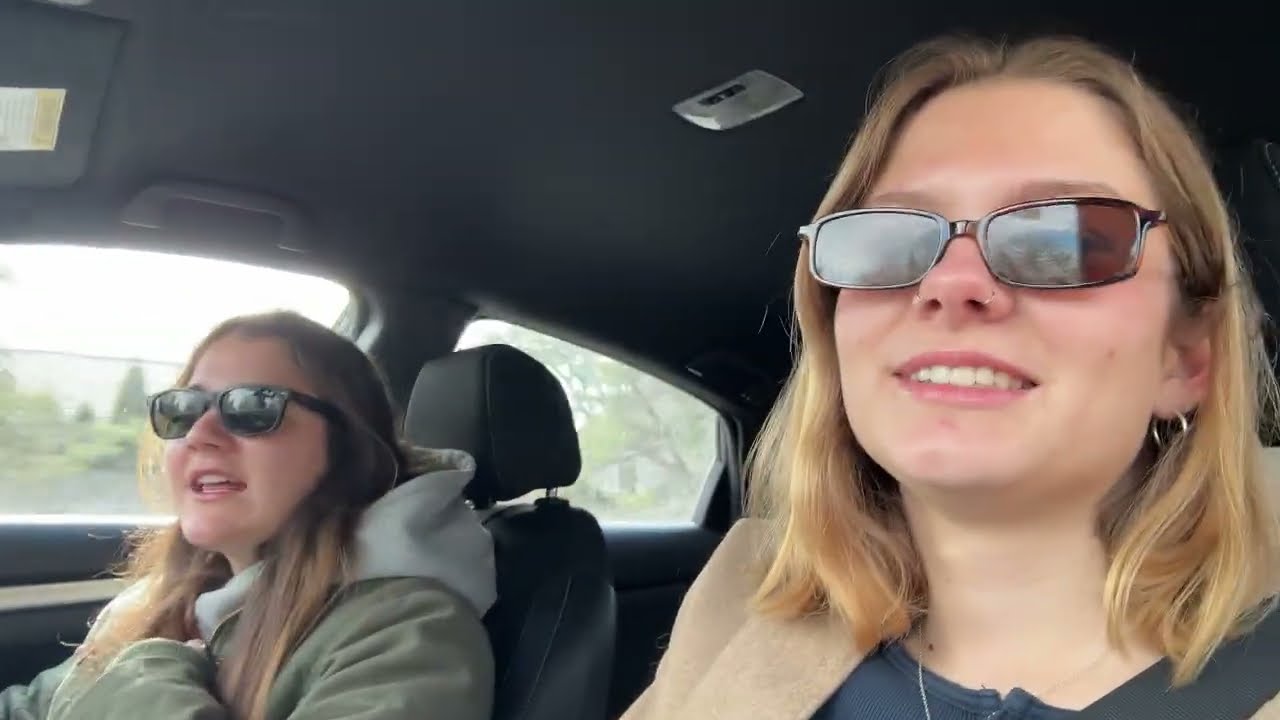 SATURDATE | COFFEE + THRIFTING