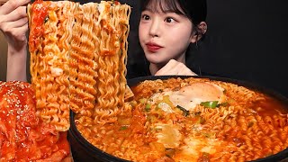 SUB)꼬들칼칼 삼양라면 매운맛 먹방!🔥김장김치까지 파송송계란탁 라면 꿀조합 리얼사운드 Ramyeon Mukbang Asmr