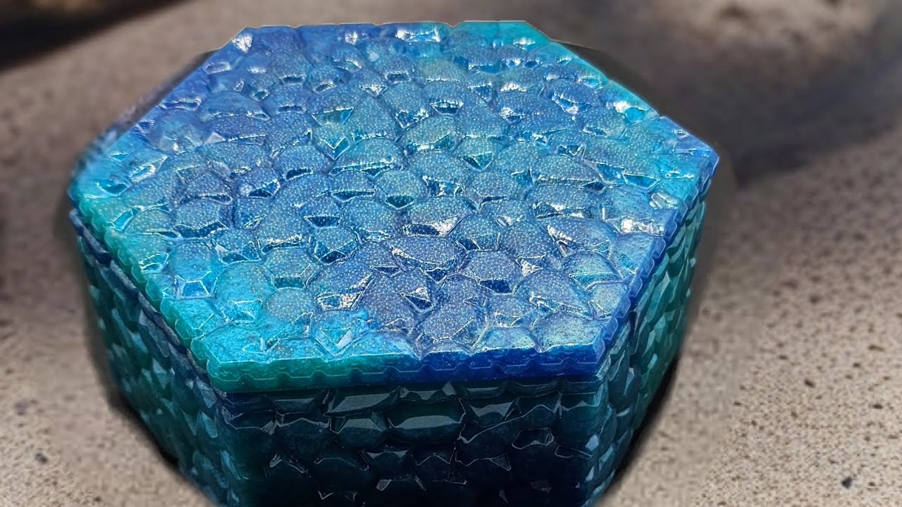 #54 Hectagon Water Box