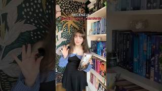 PRZECZYTAŁAM ROMANTASY O NIOSĄCEJ ŚWIATŁOŚĆ I ZRODZONYM Z CIENIA!