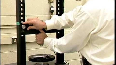 GeoComp - Consolidated Undrained Triaxial Test pt 1