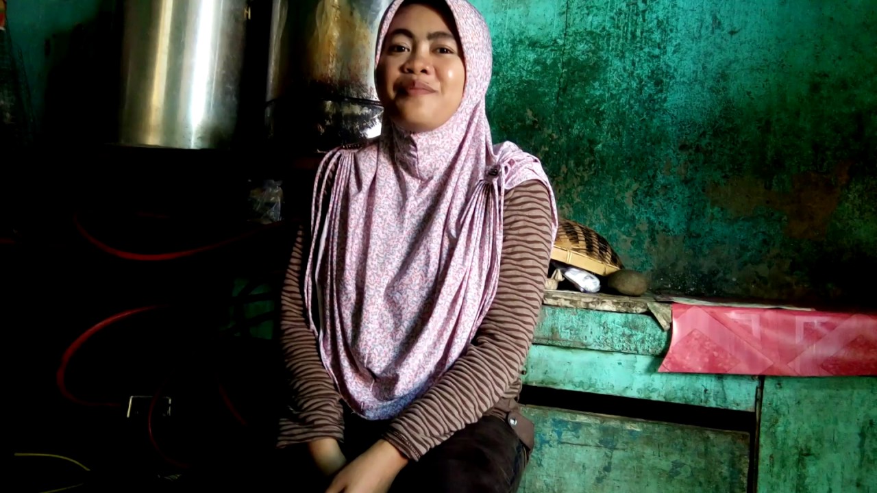 Perempuan Ini Menyanyi Di Saat Dapur You Perempuan Ini Menyanyi Di Saat Dapur
