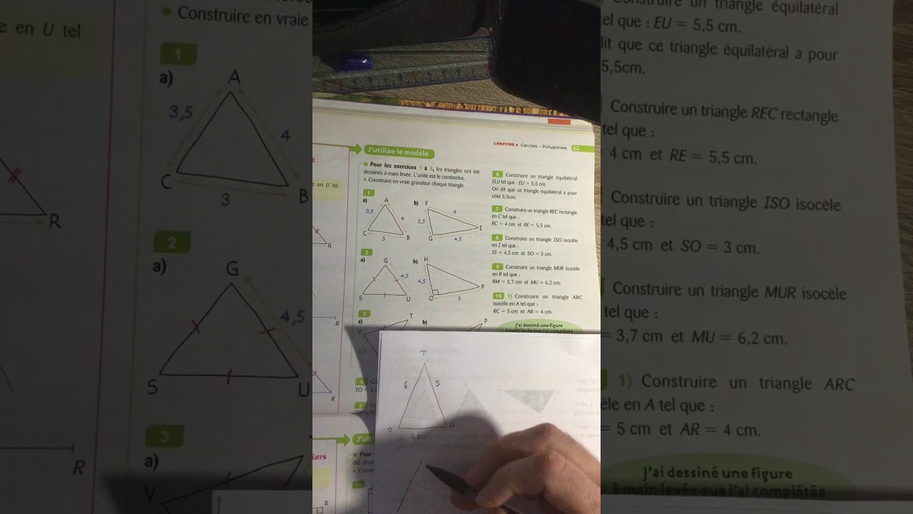 Construction d’un triangle sans figure à main levée donnée