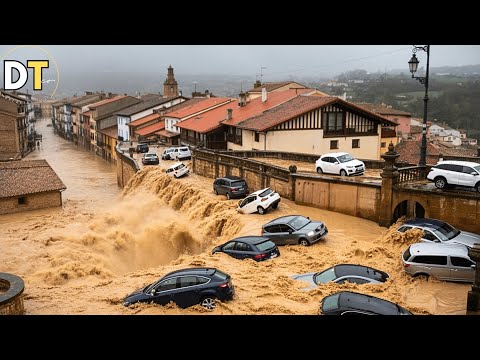 Испания сегодня под водой! Мощные наводнения превратили Ибицу, Валенсию и Мурсию в реки!