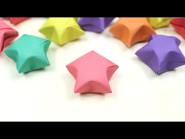 How to Make Lucky Paper Stars - Origami Lucky Star Tutorial 