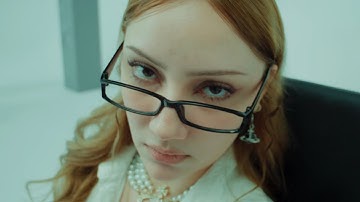 DE-LUXE - Blah Blah Blah (Video Oficial)