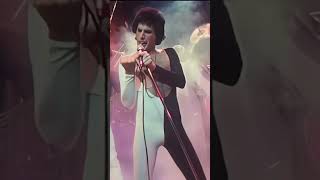 Download Lagu We Are The Champions - Queen MP3