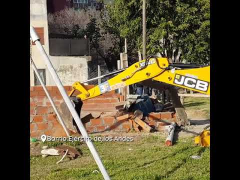 Demolición de construcciones ilegales en Ciudadela