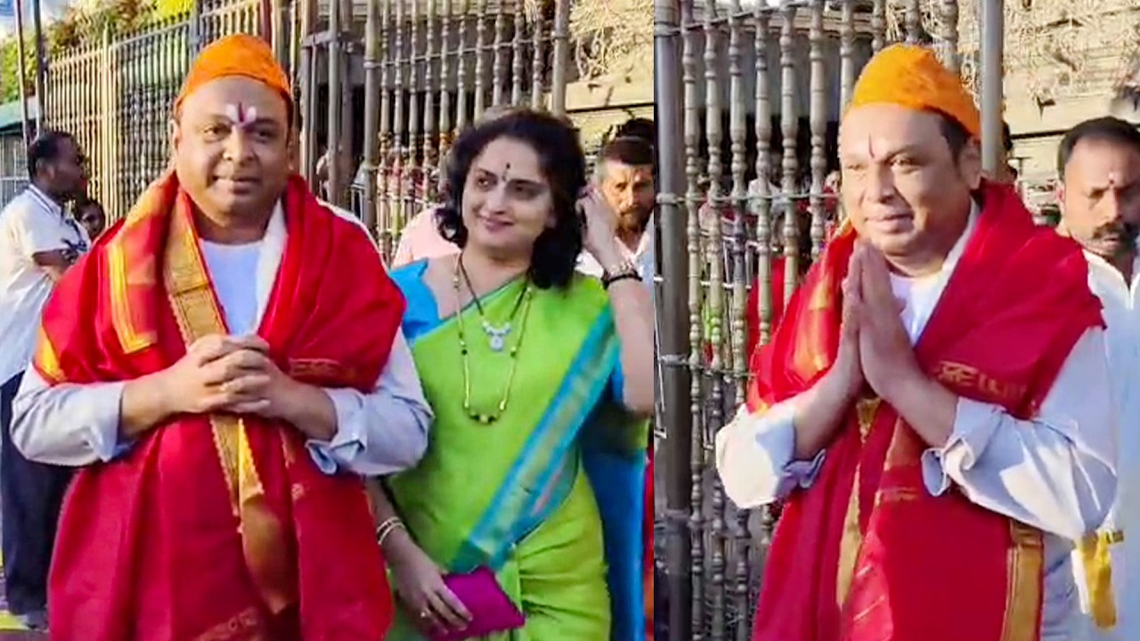 VK Naresh & Pavithra Lokesh Visits Tirumala Temple | Filmylooks