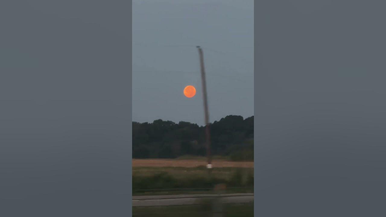 An orange moon on the 25th anniversary year of Mama’s Gun by Erykah Badu