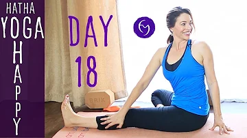 30 Minute Hatha Yoga Happiness: Hug it Out! Day 18 | Fightmaster Yoga Videos