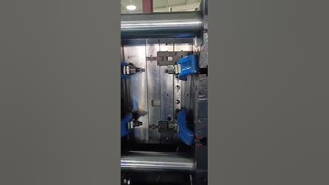 plastic toothbrush handle making injection molding machine using automatic process