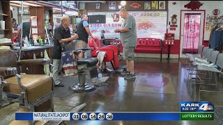 Fans React to Hog Football