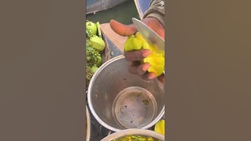 memotong buah belimbing dengan alat sederhana #shorts