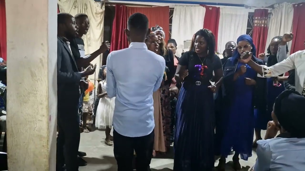 JOVENS DA IGREJA ARCA DE ESPERANÇA