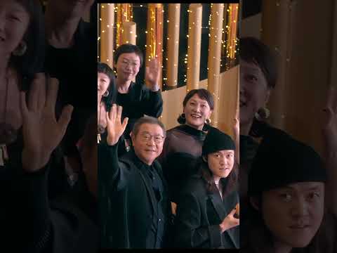 四季如常，和光同尘。 2024#电视剧品质盛典 用镜头定格住《漫长的季节》演员范伟、林晓杰的红毯时尚大片瞬间 #shorts