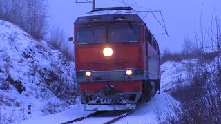 ТЭП70-0175 с пригородным поездом Алапаевск - Екатеринбург-Пасс.