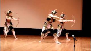 traditional indonesian dance - wira pertiwi