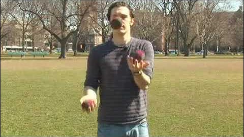 Juggling 3 Balls: Boston